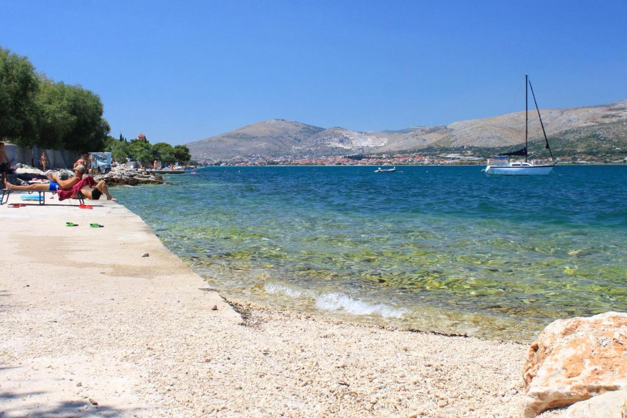 Apartments By The Sea Arbanija, Ciovo - 1085 Τρογκίρ Εξωτερικό φωτογραφία