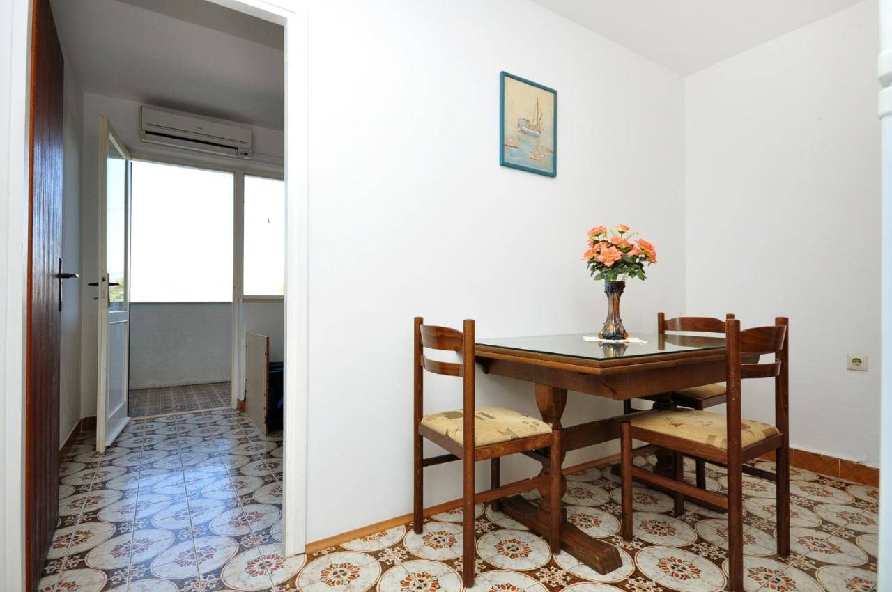 Apartments By The Sea Arbanija, Ciovo - 1085 Τρογκίρ Εξωτερικό φωτογραφία