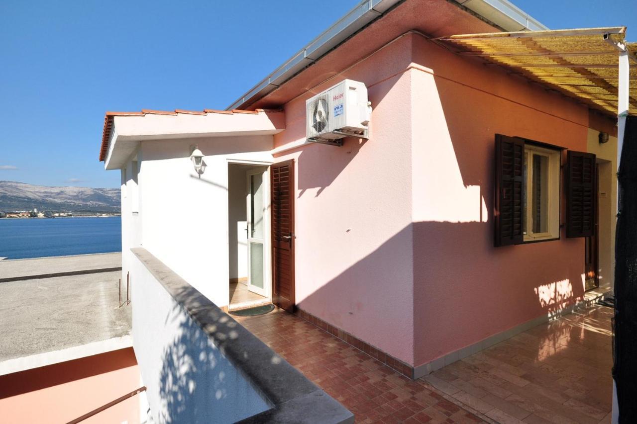 Apartments By The Sea Arbanija, Ciovo - 1085 Τρογκίρ Εξωτερικό φωτογραφία